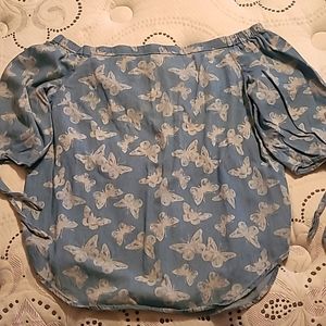 Off The Shoulder top: size XL